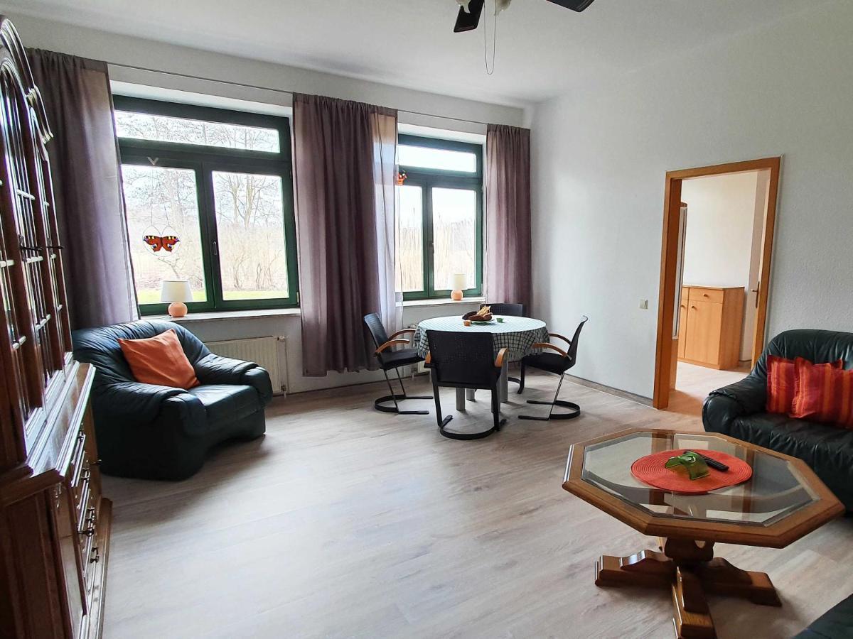 Ferienwohnungen Direkt Am See Ventschow エクステリア 写真